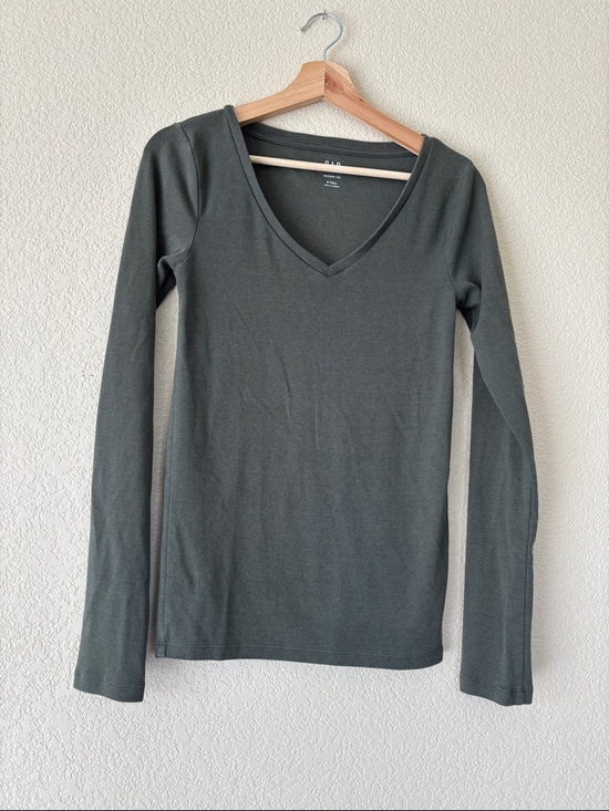 GAP Tops - GAP V‑Neck Modern Tee Long Sleeve Women's Top — Olive Green